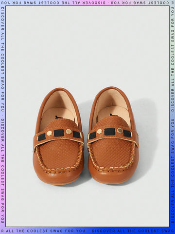 Boys Textured Studded Decor Fashionable Loafer Flats For Outdoor