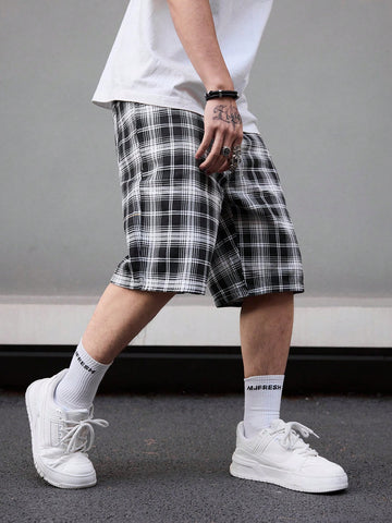 Men's Plaid Pattern Denim Shorts With Slanted Pockets