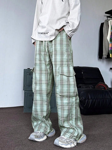 Men's Plaid Cargo Pocketed Pants