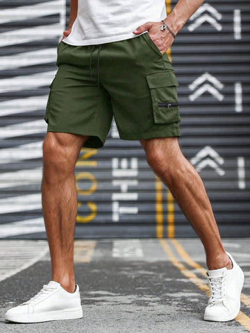 Loose Fit Men's Cargo Shorts With Flap Pockets And Drawstring Waist