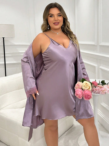 Plus Size Women's Contrast Lace Open Back Satin Nightgown And Robe Set
