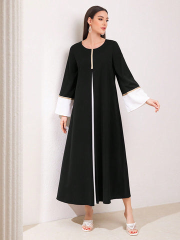 Contrast Color Bell Sleeve Dress