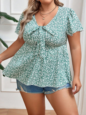 Plus Size Women's Floral Print Short Sleeve Shirt, Elastic Waist, Vacation Style, For Summer