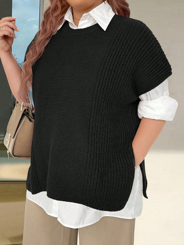 Plus Size Women's Short Sleeved Sweater With Side Slits