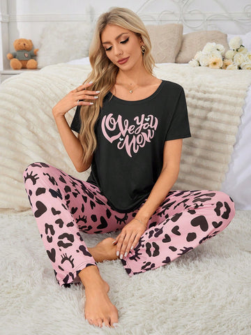 Plus Size Heart Leopard Pattern Round Neck Women Pajamas Set