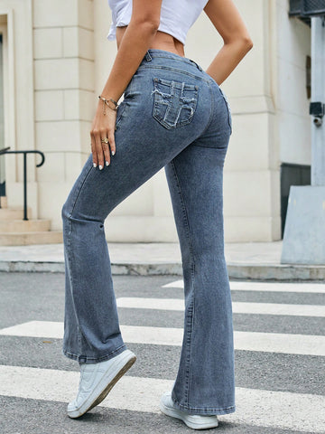 Ladies Casual Simple Flared Jeans For Everyday Wear