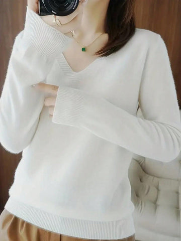 Women Loose Fit V-Neck Long Sleeve White Sweater Bottoming Shirt