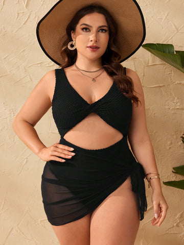 Summer Beach Plus Size Solid Color Hollow Out Vacation  Swimsuit