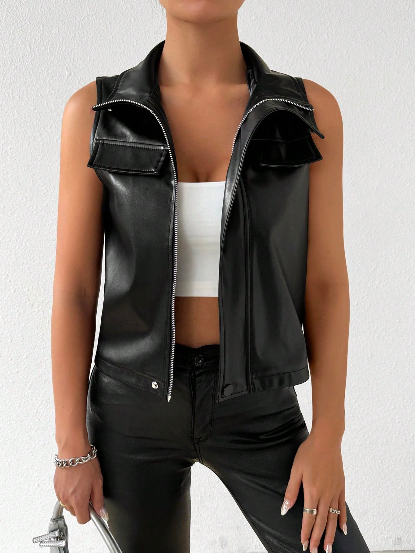 Women Spring And Autumn Zipper Front Faux Pocket Street Style PU Leather Sleeveless Jacket