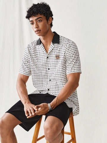 Men Spring/Summer Casual Short-Sleeved Button-Down Shirt With All-Over Print And Color-Block Collar