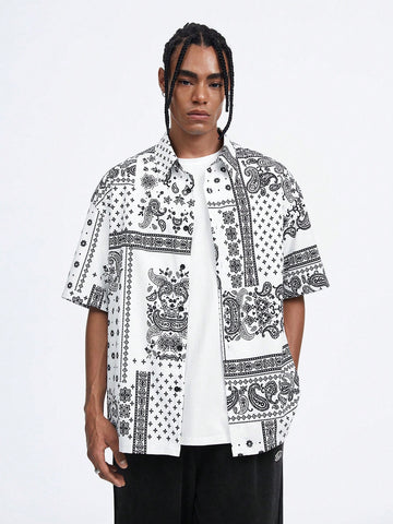 Men Vintage Style Button-Up Shirt With Random Printed Patterns