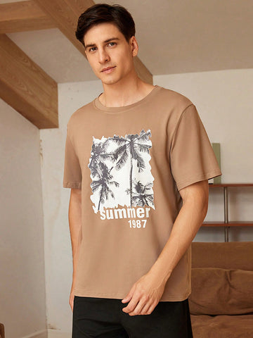 Men Palm Tree Print Round Neck Short Sleeve Home Wear Top With Letter Details On Shoulder