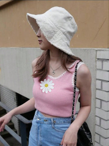 Women Floral Crochet Sleeveless Knit Top, Suitable For Summer