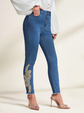 Floral Patched Raw Hem Skinny Jeans
