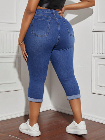 Plus Size Women's Slim Fit Cropped Jeans With Skinny Leg