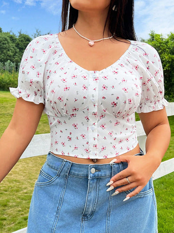 Plus Size Short Cropped Floral Shirt For Spring