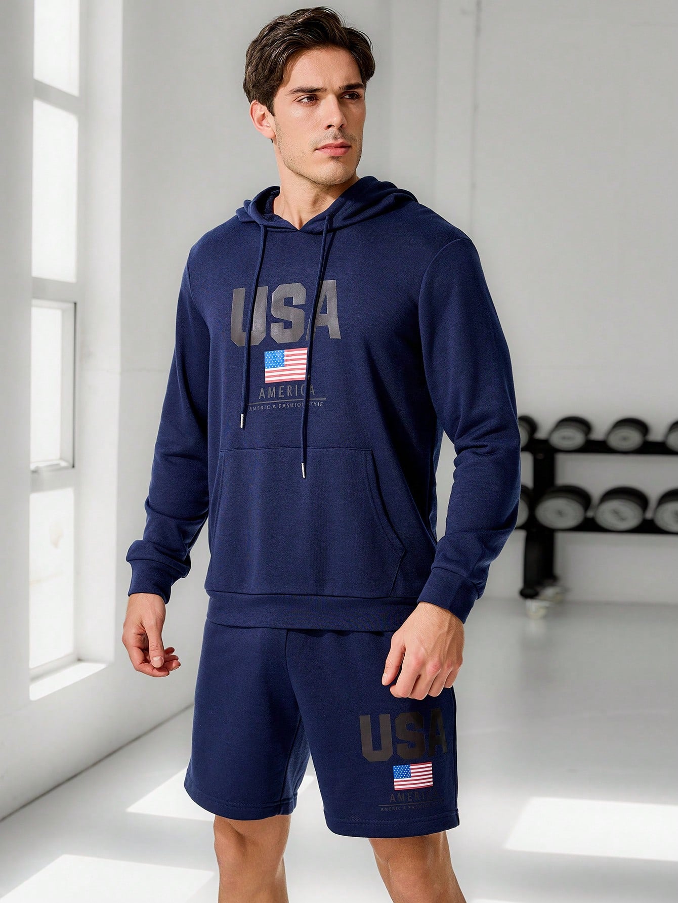 Men's Flag & Letter Printed Kangaroo Pocket Hoodie And Shorts Sports Suit Workout Set