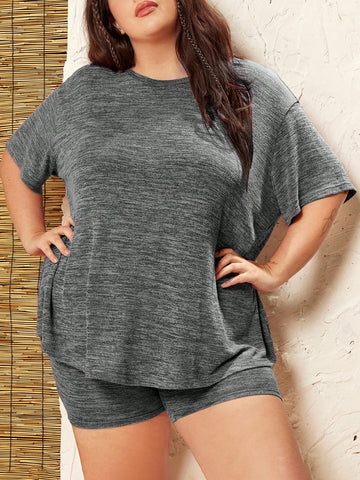 Plus Size Women's Loose Fit Bamboo Joint Knit Drop Shoulder Round Neck Short Sleeve T-Shirt And Shorts Comfortable 2-Piece Outfit