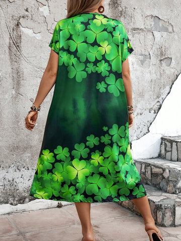 Plus-Size Lucky Clover Print Side Slit Dress