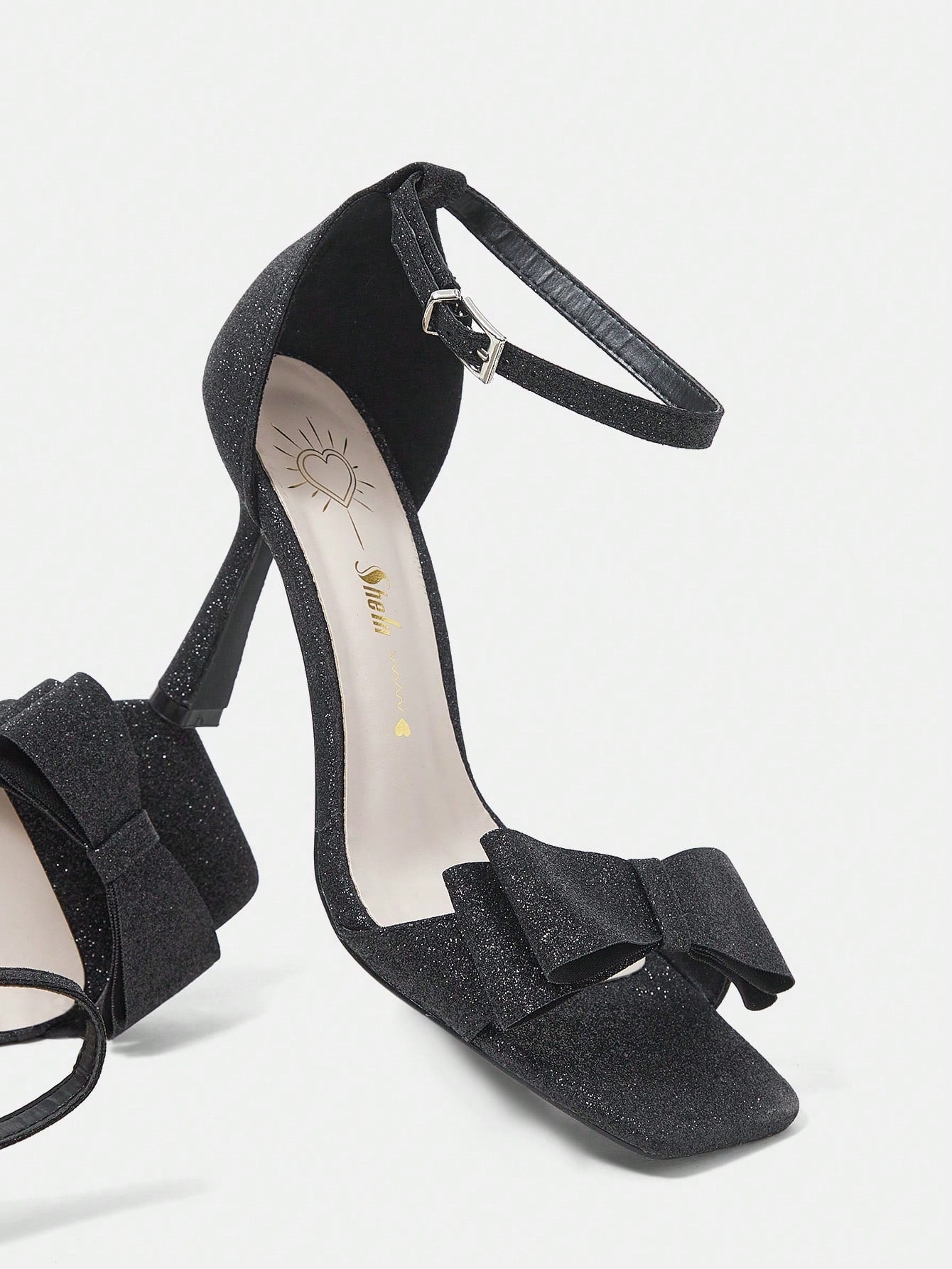 Ladies' Fashionable Black High-Heeled Sandals