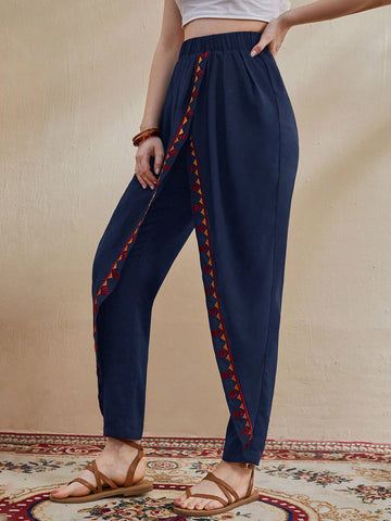 Women's Geometric Embroidery Elastic Waist Long Pants