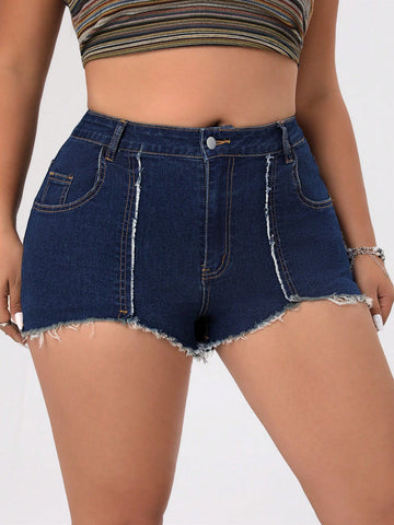 Plus Size Slim Fit Mini Denim Shorts With Frayed Hem