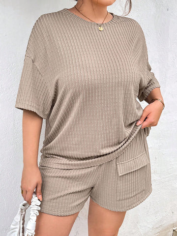 Plus Size Women's New Spring And Summer Fashion Casual Commuting Solid Color Knitted Jacquard Loose T-Shirt Shorts Short Women's Suit