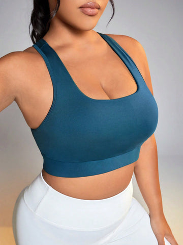 Plus Size Women's Solid Color Sports Bra With Hollowed Back