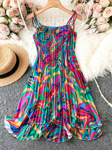 Plus Size Women's Abstract Printed Pleated Hem Cami Dress