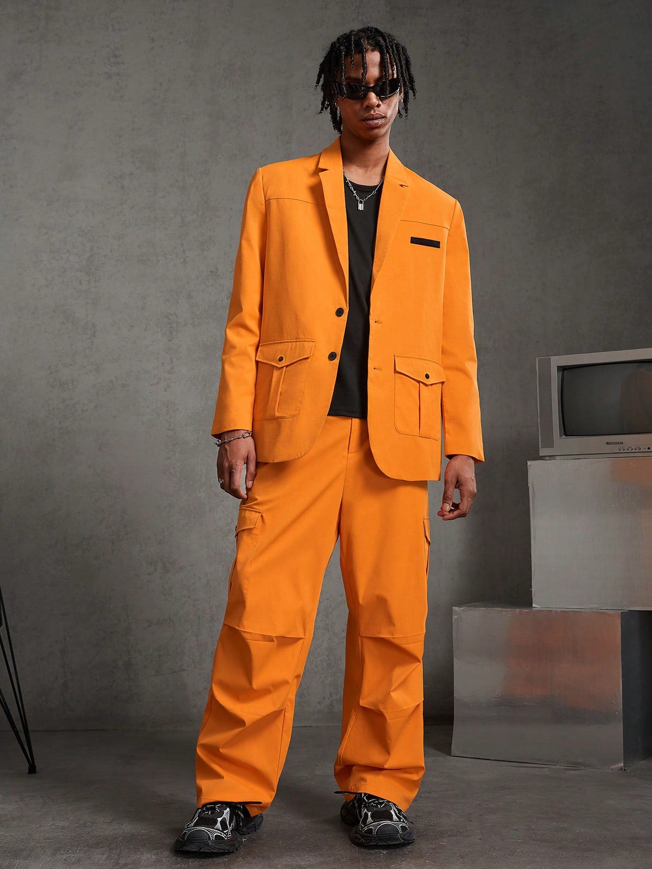 Men's Woven Casual Notched Collar Suit Jacket And Pants Set