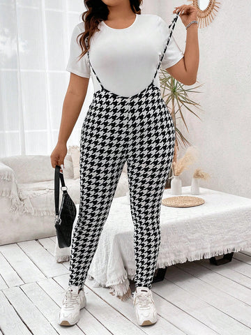 Plus Size Set: Solid Color Round Neck Short Sleeve T-Shirt And Houndstooth Overalls