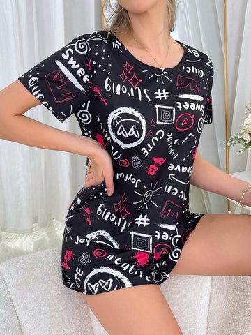 Trendy & Fun Lettering And Cartoon Printed Pajama Set
