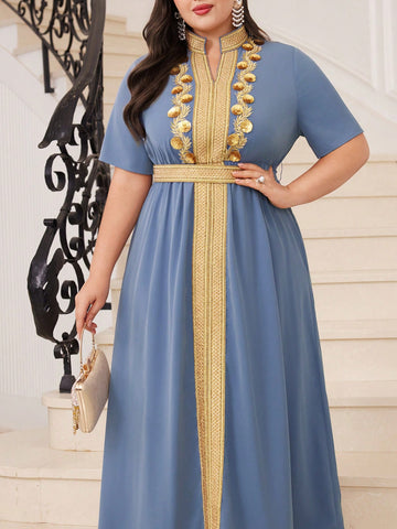 Plus Size Color Block Short Sleeve Dress With Embroidery Decoration And Notched Neckline
