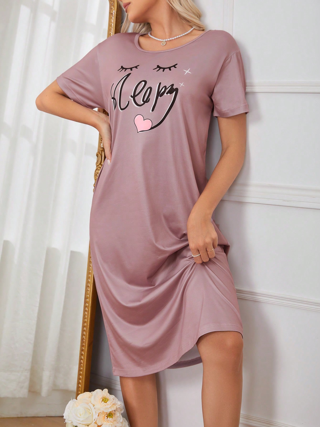 Ladies' Letter & Heart Printed Short Sleeve Nightgown With Round Neckline