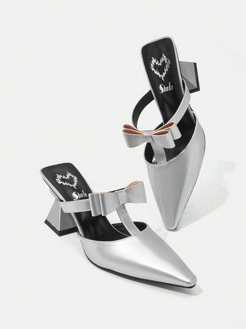 Women's Fashion Silver Bowknot Flat Shoes