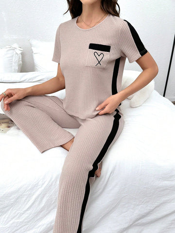 Color Block Patchwork Short Sleeve Top And Long Pants With Pocket And Heart Embroidery Women Home Suit