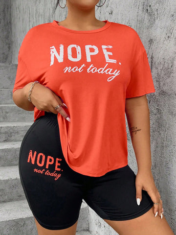 Plus Size Loose Fit Drop Shoulder T-Shirt With Letter Print And Cycling Shorts Set