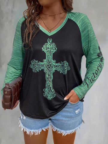 Plus Size Casual V-Neck T-Shirt With Color Block, Cross And Letter Print, Raglan Sleeve Sleeve Design For Spring And Autumn