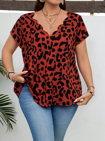 Plus Size Summer Leopard Print Short Sleeve T-Shirt With V-Neck And Scalloped Hem