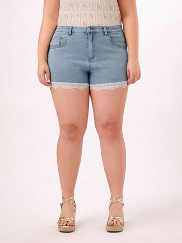 Fashionable Plus Size Women Denim Lace Shorts For Summer Vacation And Music Festivals