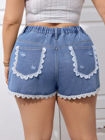 Plus Size Lace Spliced Distressed Casual Spring/Summer Denim Shorts