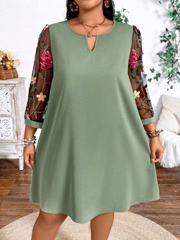 Plus Size Floral Embroidery Patchwork Mesh Sleeve With Openwork Neckline Dress