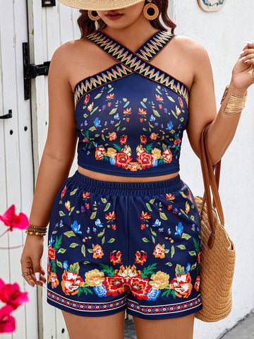 Plus Size Women Summer Vacation Style Halter Top And Shorts Casual Two-Piece Set With Random Floral Print