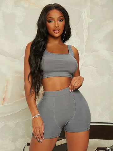 Plus Size Summer Casual Solid Color Slim Fit Vest And Shorts Set