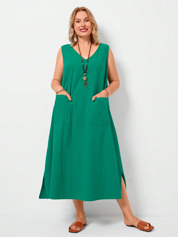 Plus Size Women's Sleeveless Mom Long Green Dress With Double Pockets And Side Slits And Ripe Elegant