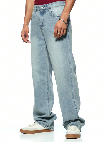 Men Vintage Ultra-Loose Jeans In Light Wash Blue