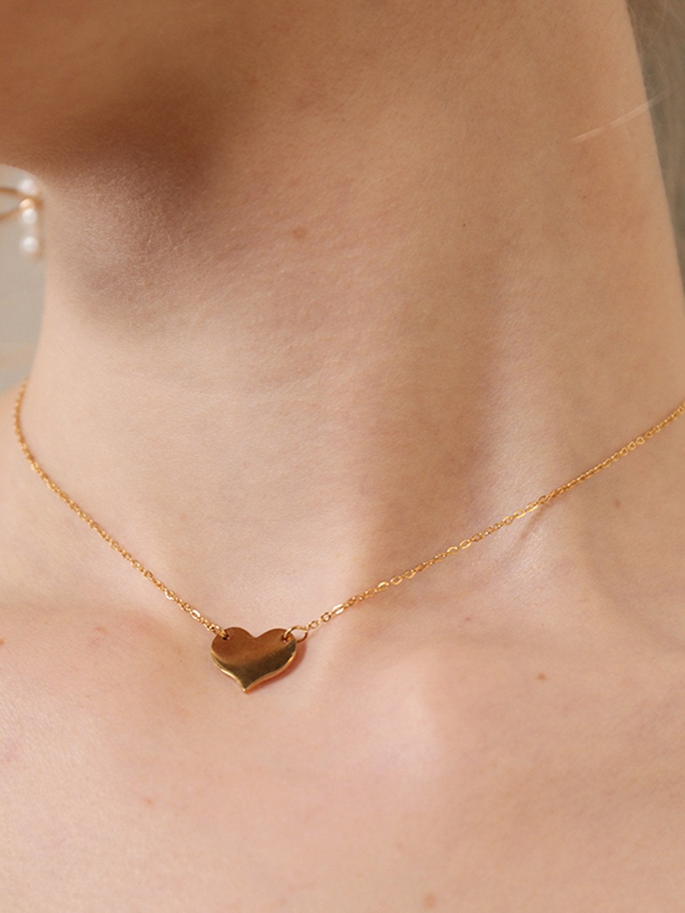 Mini Heart Pendant Chain Necklace