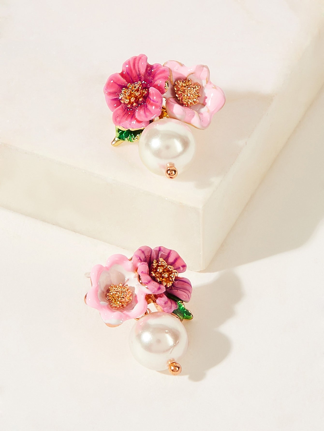 Floral & Faux Pearl Decor Stud Earrings 1pair