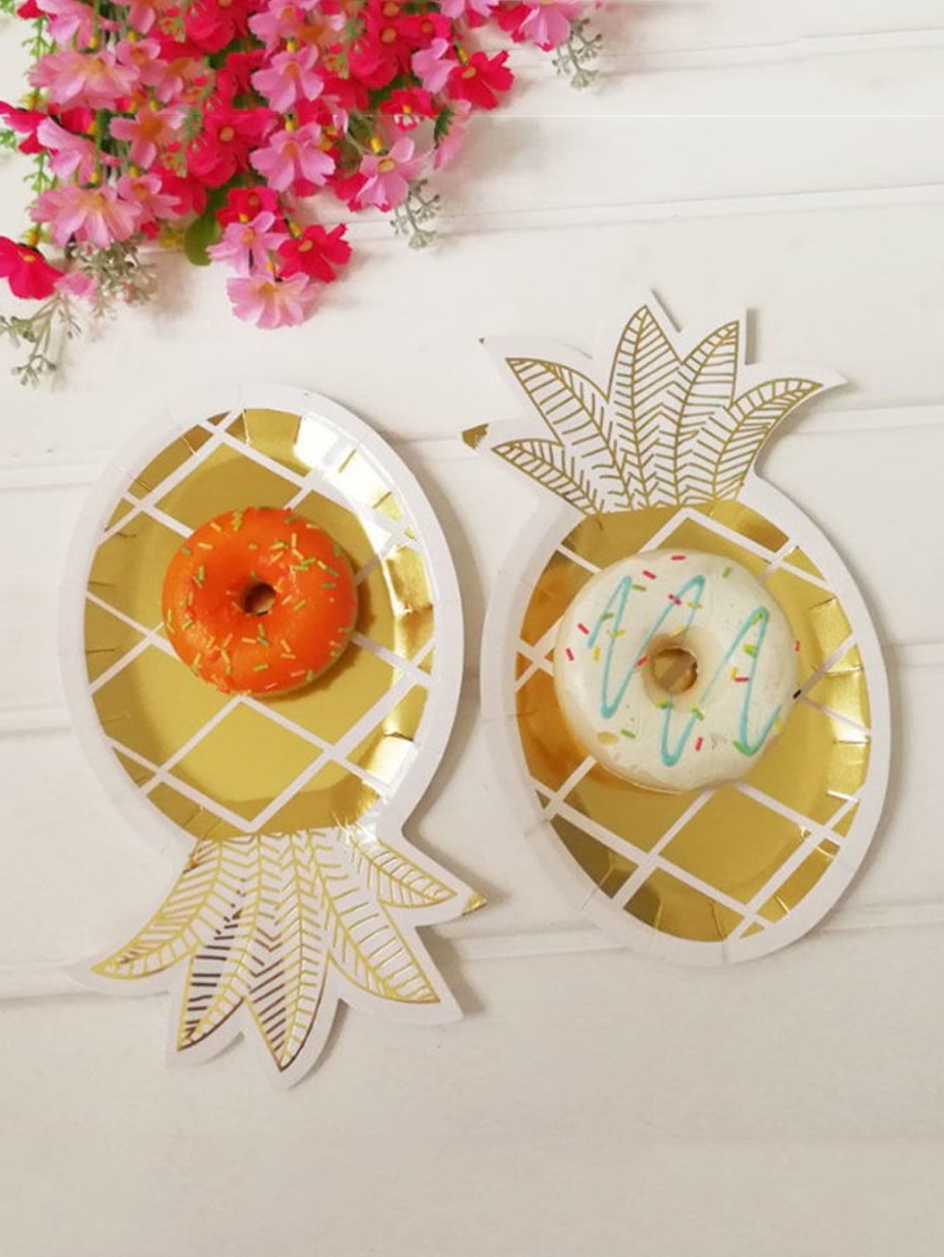 8pcs Pineapple Shaped Disposable Plate