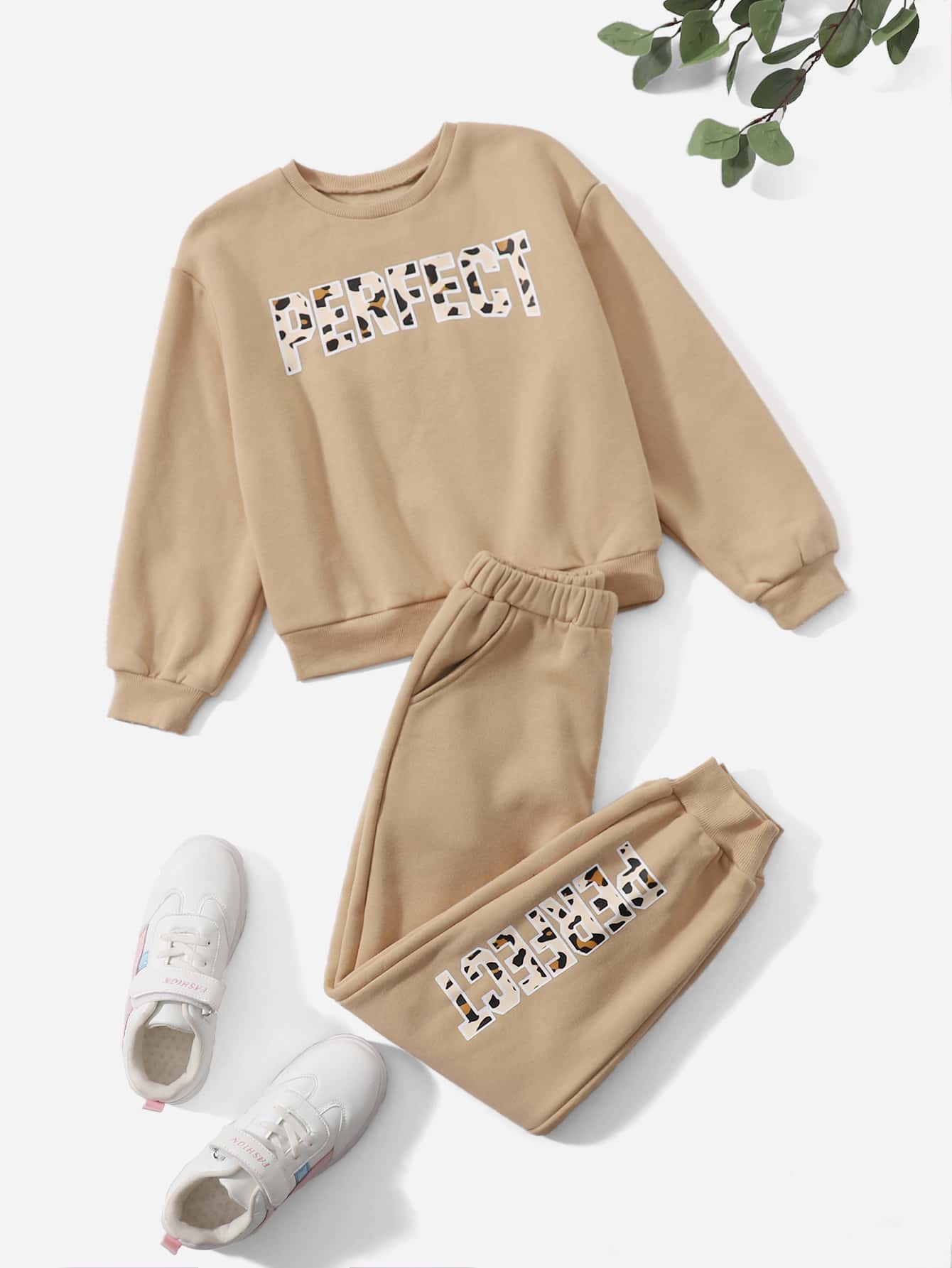 Girls Letter Graphic Thermal Pullover And Joggers Set